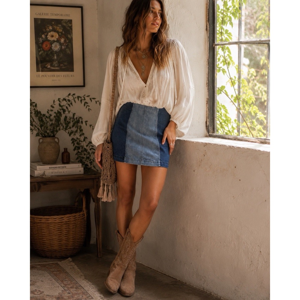 Free People Two Tone Denim Jean Skirt 8/10 M Boho Hippie Gypsy 70s Vibe Stretch